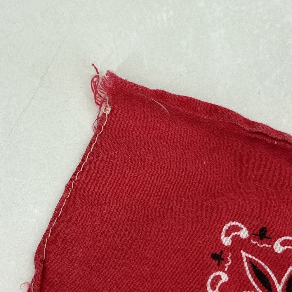 Vintage Western WAMCRAFT  Red 16" Bandana RN 16463  USA Cotton Handkerchief FLAW - Picture 7 of 8